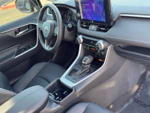 TOYOTA RAV4 XLE PREMIUM 2025, SUV de 4 Puertas (2.5L 4 Cilindros 8A) - Product Image 2