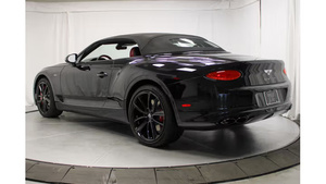 Bentley Continental GT Azure Convertible 2023, Autos Usados en Excelentes Condiciones - Product Image 3