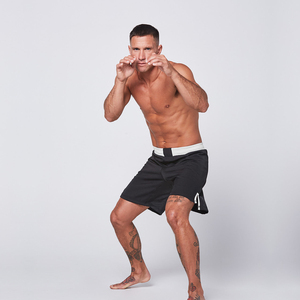 กางเกงขาสั้นนักมวยปล้ำสีดำสำหรับผู้ชาย - Product Image 3