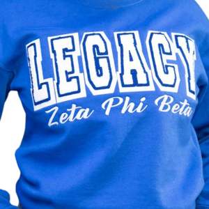 Sudadera Royal Blue Legacy con algodón suave y letras de chenilla para miembros de hermandad Ropa de vida griega con estilo - Product Image 3