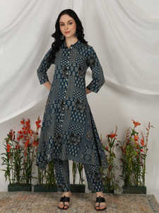 Ensemble Kurta Pantalon en Coton Cambric Bleu Imprimé pour Femmes, Coupe A, Longueur Mollet, Manches Trois Quarts, Style Patchwork, Tenue Ethnique - Product Image 6