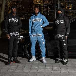 Conjunto de chándal personalizado con logotipo de alta calidad para hombre, conjunto de pantalones de chándal acampanados y Sudadera con capucha, conjunto de pantalones de chándal de algodón y sudadera con cremallera - Product Image 3