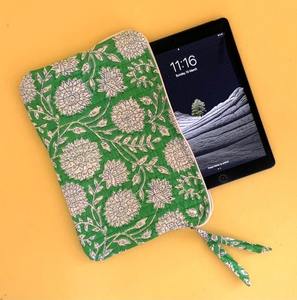 Vente en gros de sacs de voyage avec logo personnalisé en coton matelassé pour tablette d'ordinateur portable avec fermeture éclair étui de Protection petit sac de livres Mack pour fichiers - Product Image 3