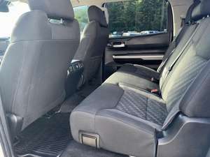 Toyota Tundra SR5 2020 - Product Image 5