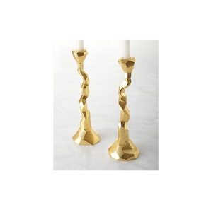 Bougeoir décoratif en métal idéal pour les mariages, les anniversaires et les occasions festives dans les halls d'hôtel - Product Image 2