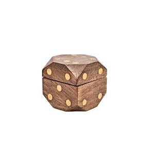 Boîte à dés en bois faite à la main de haute qualité avec motif de cube unique Travail en laiton durable pour jouets promotionnels - Product Image 1
