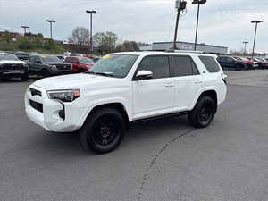 Auto Usado de Calidad a Precio Accesible, Toyota 4Runner 2021, Volante a la Izquierda - Product Image 3