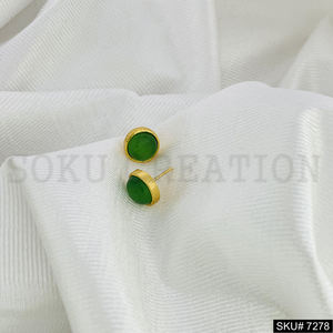 Conjunto de joyas chapadas en oro Pendiente de diseñador Anillo de puño Conjunto de joyas de diseñador único Anillo ajustable de piedra de ónix verde - Product Image 2