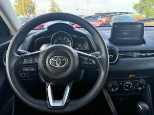 Pre-owned 2020โตโยต้า YA-RIS Le hatchback FWD ที่มีไมล์สะสมต่ำ - Product Image 2