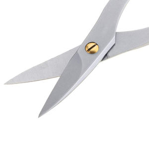 Tijeras de Acero Inoxidable con Hoja Curva para Manicura y Pedicura, para Uso con la Mano Derecha, para Uñas Encarnadas y Cutículas, Duraderas - Product Image 5