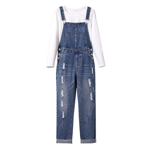 Fabrication sur mesure OEM Combinaison en jean vintage pour femmes avec couleurs et tailles personnalisées pour tenues décontractées et streetwear - Product Image 1
