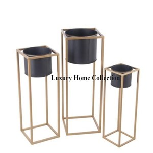 Pots de fleurs et jardinières fabriqués à la main en métal plaqué couleur or avec support Présentoir et support de fleurs artificielles et originales - Product Image 3