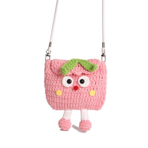 Muñeca de ganchillo de algodón roja mediana, diseño de sandía, estilo caricatura, hecha a mano, tejida, de moda, ecológica, portátil, magnética para mujer - Product Image 5