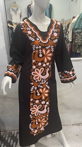 Vestido acampanado de algodón 100% bordado de lujo de diseñador, vestido indio étnico largo para ocasiones especiales de mujer, tejido lavable - Product Image 2