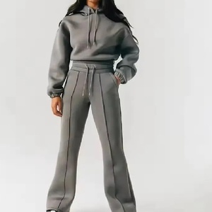 Vente en gros OEM top court unisexe à capuche costume de jogging manches longues mode de rue imprimé technique grande taille saison d'hiver bas quantité minimale de commande - Product Image 1