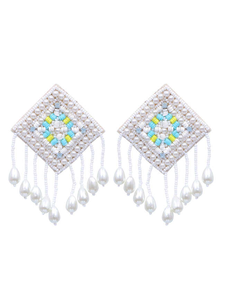 Boucles d'oreilles en perles faites à la main de qualité supérieure pour femmes, bijoux fantaisie, boucles d'oreilles pendantes disponibles en gros en provenance d'Inde - Product Image 5