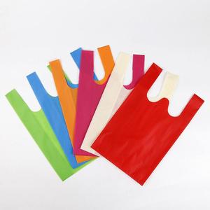 Sacs en plastique avec sacs Singulet Couleurs personnalisées pour l'emballage avec le fournisseur T & T Fabricant au Vietnam - Product Image 3
