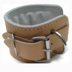 Tobillera Rosa hecha a medida de piel de vaca 100% con características transpirables Logotipo de alta calidad para entrenamiento físico - Product Image 4