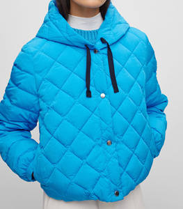 Veste d'hiver chaude en nylon manteaux respirants avec cordon de serrage et logo personnalisé prix bon marché - Product Image 4