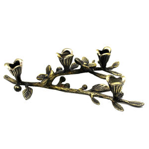 Soporte de vela decorativo para el hogar, vela de 2 brazos de latón mate, Color dorado, para decoración de mesa - Product Image 5