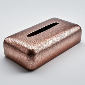 Boîte à mouchoirs décorative en métal sophistiquée avec un design durable fait à la main pour une utilisation élégante à la maison et au bureau - Product Image 3