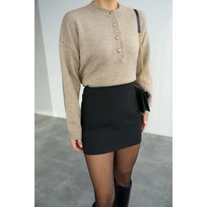 Suéter de punto Mink con 4 botones - Product Image 1