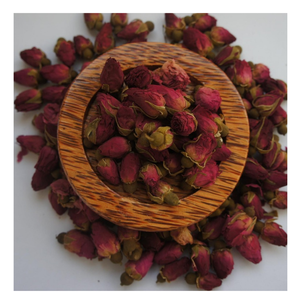 กลีบกุหลาบแดงและดอกตูมธรรมชาติที่ได้รับคะแนนสูงสุดสำหรับชากุหลาบแห้งเหมาะสำหรับเครื่องดื่มชากุหลาบตูมผสมกุหลาบแห้งการค้นหาสูง - Product Image 3