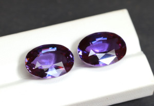 Piedra preciosa de Alejandrita cultivada en laboratorio de 10x8mm a 16x12mm Piedra de cambio de color de Alejandrita facetada a precio mayorista Piedra sintética - Product Image 5