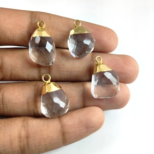 Colgante de cuarzo transparente facetado de forma libre Colgantes de dijes finos galvanizados en oro con propiedades curativas - Product Image 2