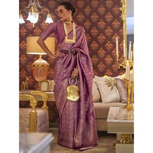 Impressionnant sari contemporain en soie tissée violette avec chemisier pour les mariages - Product Image 2
