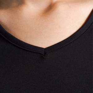 เสื้อยืดออกกำลังกายระบายอากาศได้ดีสีดำ Black Lift - Product Image 5