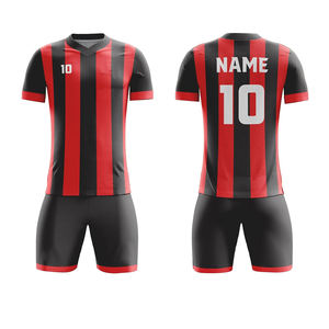 Vente en gros de maillots de football personnalisés pour hommes, ensembles d'uniformes d'équipe de haute qualité, fabriqués au Pakistan - Product Image 1