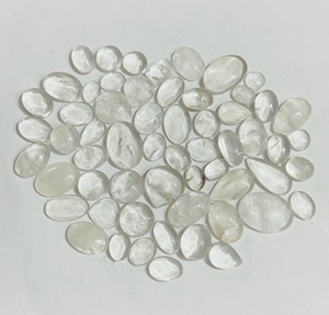 Wholesale Natural Crystal clear <b>Quartz</b> Tumbles Polished Crystal Gemstone clear <b>Quartz</b> Gravel Tumbled for Decoration Clear <b>Quartz</b> - Product Image 4