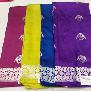 Saree en soie indienne artisanale intemporelle, tenue élégante et luxueuse pour les cérémonies religieuses et les célébrations festives - Product Image 1
