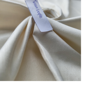 Tejidos básicos de Tussah naturales hechos a medida con una textura rica y un brillo suave, ecológicos, transpirables y para una moda sostenible. - Product Image 1