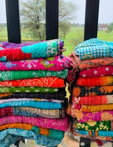 Edredones Kantha Vintage al por mayor | Mantas y mantas únicas de algodón bohemio | Colcha hecha a mano - Product Image 4