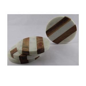 Ensemble de 4 sous-verres en marbre et bois faits à la main pour table à manger sous-verre de cuisine moderne pour la décoration de la maison - Product Image 3