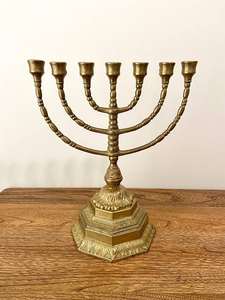 Moradabad, chandelier décoratif pour la maison, support de bougie, finition dorée, cylindre, personnalisable pour Noël et Pâques, décoration de la maison - Product Image 4