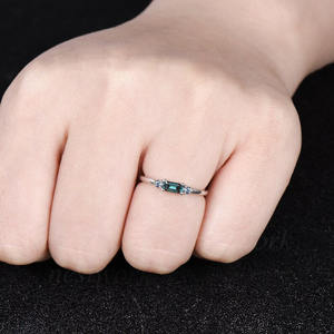 Alexander Stone bague taille baguette en argent sterling 925 massif Design unique pour les femmes mariage fiançailles anniversaire bijoux fins - Product Image 3