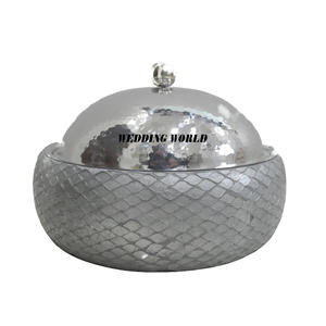 Réchaud alimentaire en bois fini cuir, taille personnalisée, design de créateur, forme ronde, vaisselle, plat chauffant en bois - Product Image 1