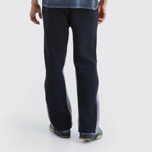Casual Men <b>Flared</b> Nonwoven Fleece <b>Sweatpants</b> for Daily Wear Comfortable Loose Trendy Jogger Style Eco-Friendly Polyester/Cotton - Product Image 6