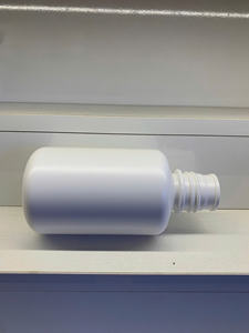 Envase de PET de Cuello Alto de 100 ml con Etiqueta Personalizada de Fábrica Pavico Vietnam, para Líquidos Farmacéuticos, Químicos y de Laboratorio, con Pulverizador - Product Image 4