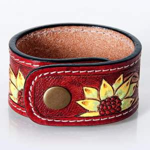 Real hecho a mano occidental elegante pintado Tooled cuero mano brazalete pulseras Unisex uso diario accesorio de moda pulsera de diseñador - Product Image 5