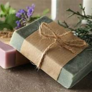 Savon à la mousse de mer biologique naturel de marque privée OEM Barre de savon éclaircissant Savon aux algues du Vietnam - Product Image 2