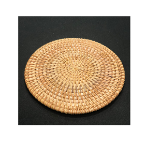 Oferta Especial: Salvamanteles de Ratán Tejido a Mano - Alta Calidad, Resistente a las Manchas, Antideslizante - Venta al por Mayor para Uso Doméstico y Hotelero - Product Image 1