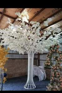 DREAMLIKE Nouvelle Arrivée Palmier Blanc Arbres Artificiels Tronc en Métal Doré Décoration Ecologique de Toile de Fond d'Entrée de Noël pour Mariage - Product Image 5