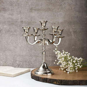 Bougeoir en métal en fer à 5 piliers et lanterne Belle conception créative pour la maison pour le dîner et la décoration de la chambre Matériau en verre - Product Image 1