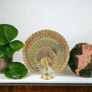 Majestuosa estatua de pavo real de latón con plumas, pájaros indios, pieza decorativa en oro para decoración del hogar - Product Image 4