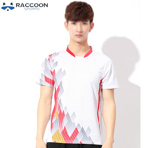 Uniforme de Tenis Transpirable de Secado Rápido y Alta Calidad con Diseño Elegante para Hombres Adultos Disponible en Todas las Tallas con Logotipo de Diseño Personalizado - Product Image 5