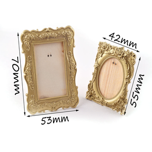 กรอบรูปตั้งโต๊ะทำจากอลูมิเนียมใช้ตกแต่งสีขาวและออกแบบเป็นลายนูนสำหรับตกแต่งมุมบ้าน - Product Image 2